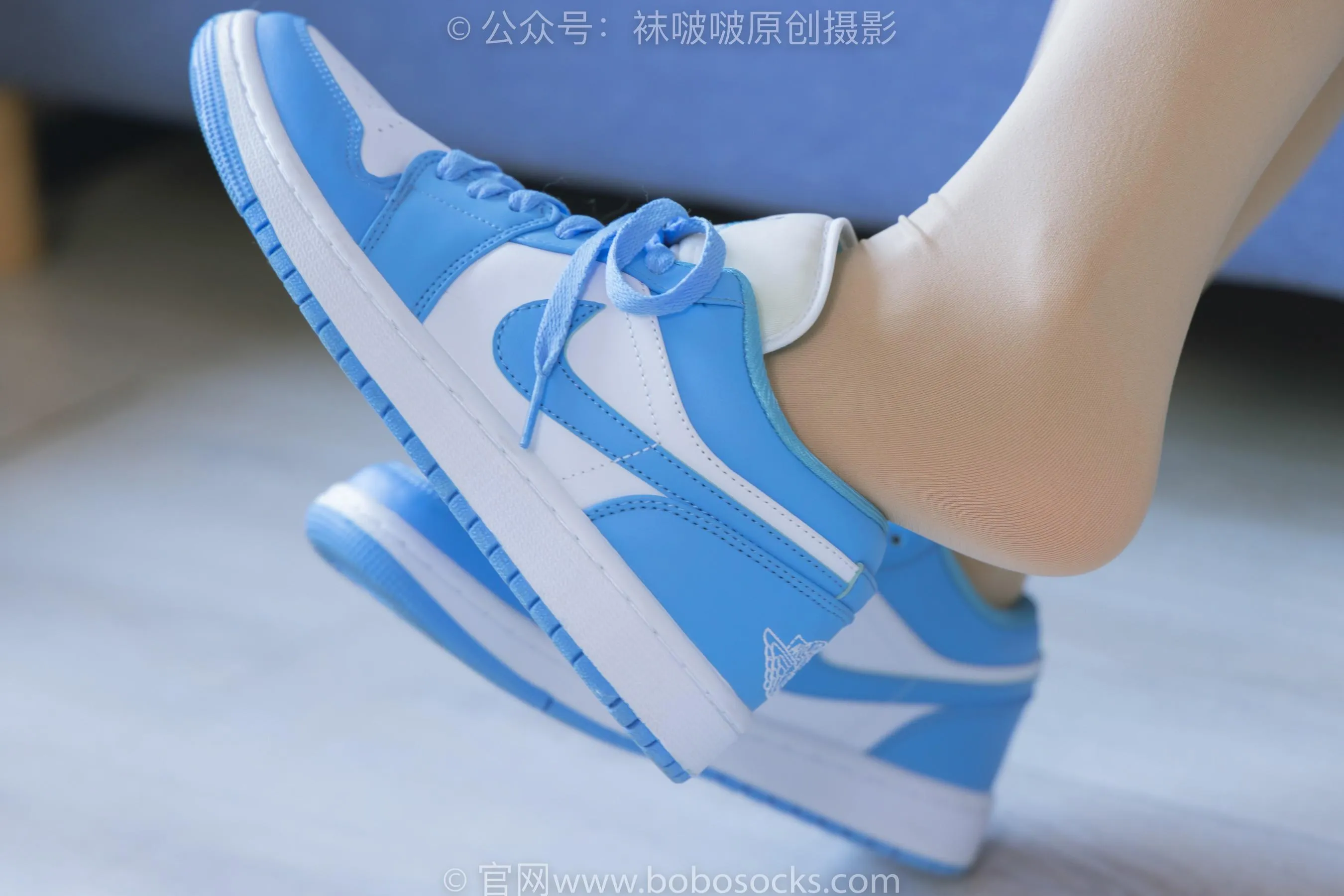 [BoBoSocks袜啵啵]NO.228 小沫-板鞋、厚肉丝、裸足 [90P]插图9